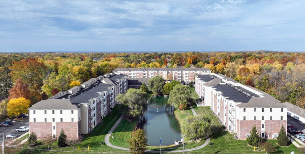 aerial view of brookhaven senior apartments